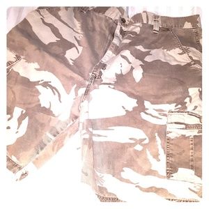 Mens Wrangler Cargo Shorts in Brown/Beige Camo
